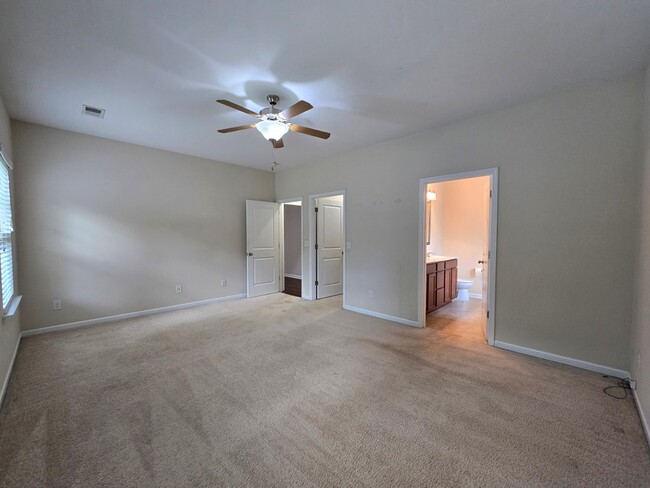 Building Photo - 1833 Talisker Dr