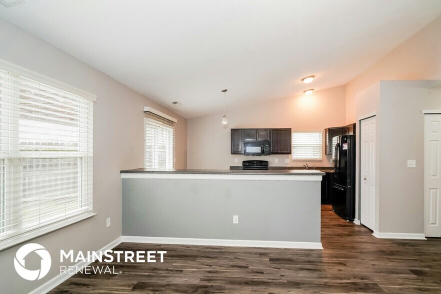 Building Photo - 8520 Gold Rush Way