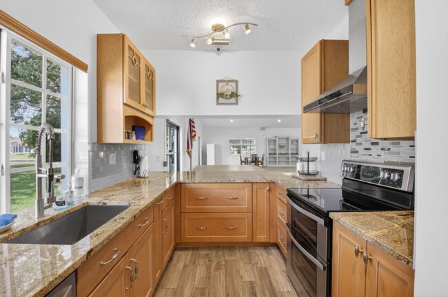 Building Photo - 7558 Ironbridge Cir