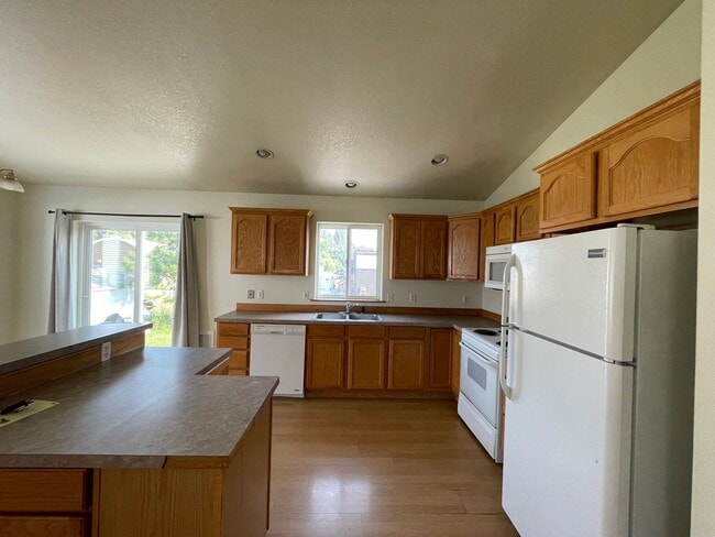 Building Photo - 105 Ben Williams Ln