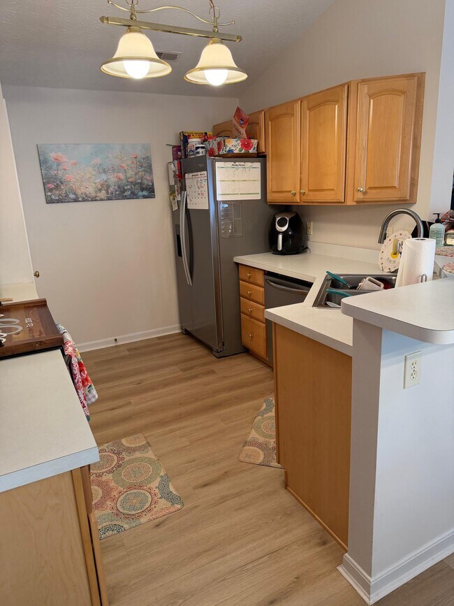 Building Photo - 1400 Taramore Dr
