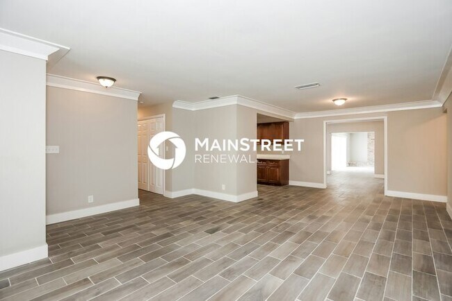 Building Photo - 4 Bedroom Pet-Friendly Home in Coral Springs, FL with Main Street Renewal