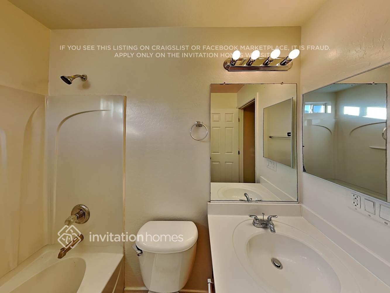 Building Photo - 22059 W Solano Dr