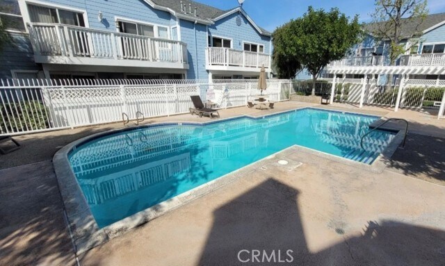 Building Photo - 13018 Sycamore Village Dr