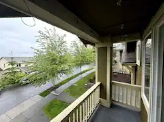 Building Photo - 9105 Merritt Ave SE