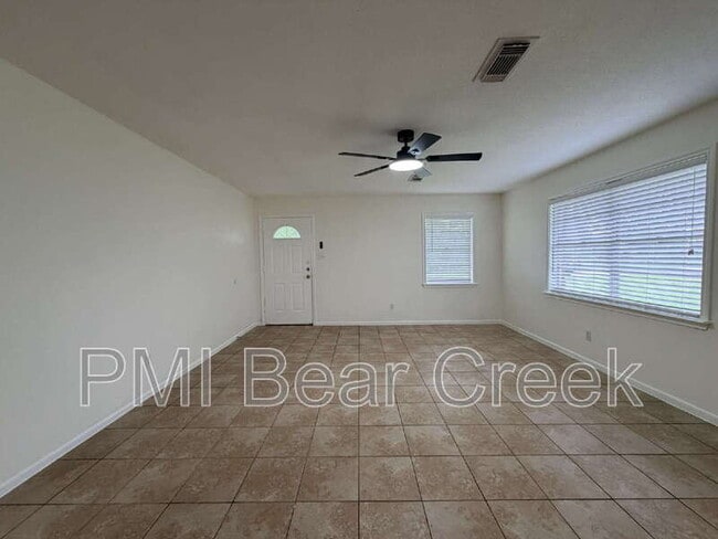 Building Photo - 302 16th St