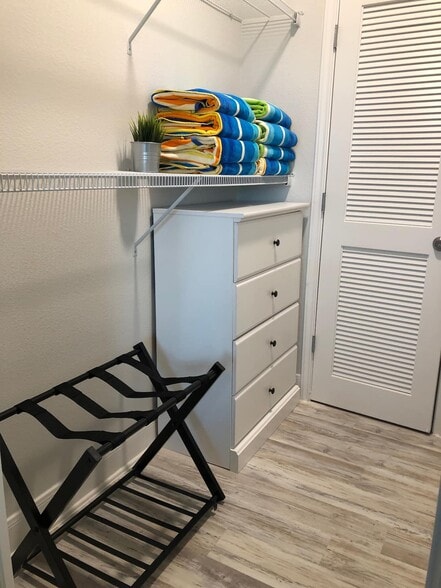 Building Photo - 14802 Whitecap Blvd