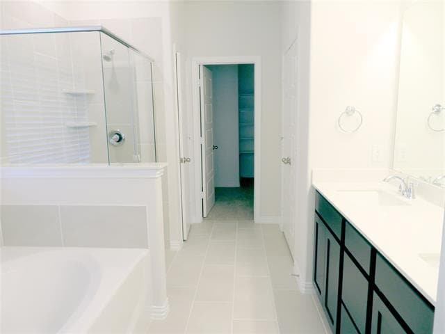 Building Photo - 5404 Locke Dr