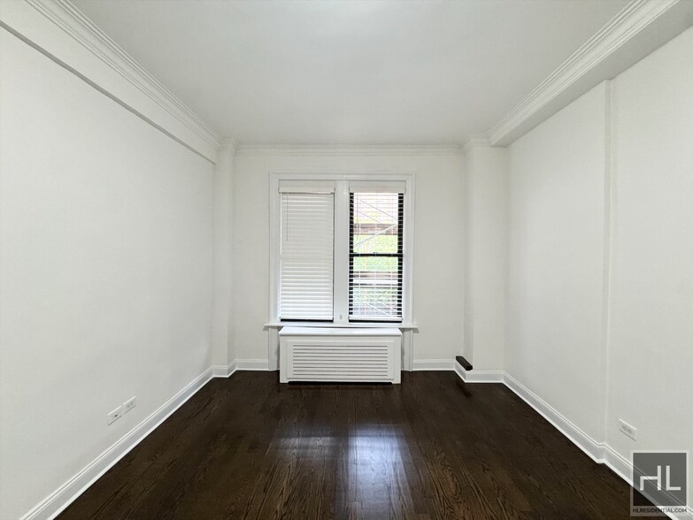 Building Photo - WEST 72 STREET