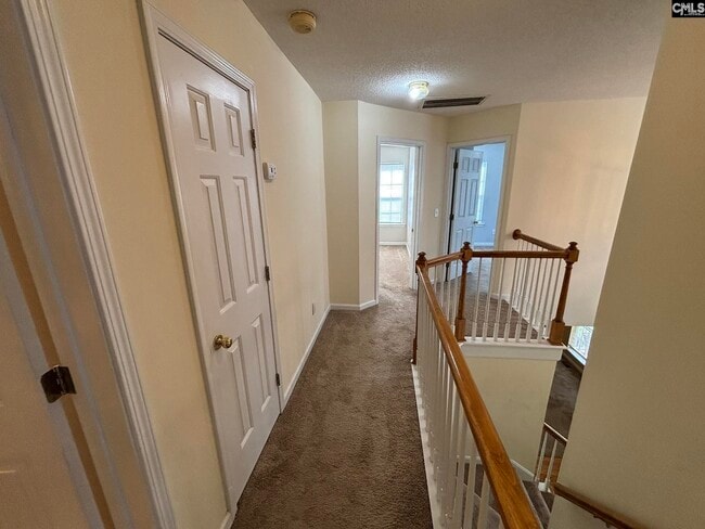 Building Photo - 101 Ivy Hill Ct