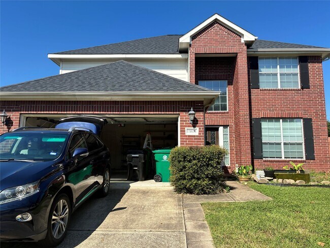 Primary Photo - 13835 Clear Trail Ln