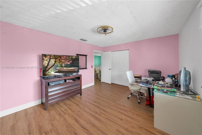 Building Photo - 15060 SW 49th Ln