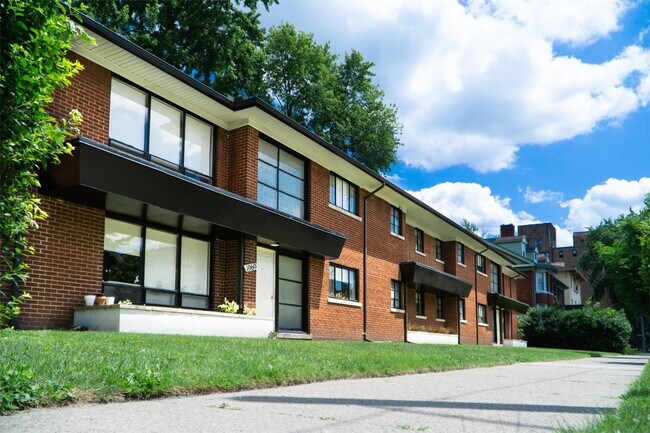 Building Photo - 1060 Van Dyke