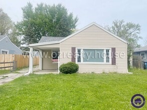 Building Photo - 5344 Claxton St