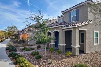 Building Photo - 3210 Brynley Ave