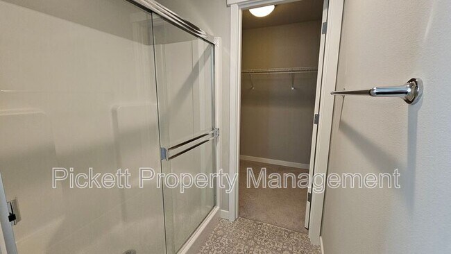 Building Photo - 1032 Magnuson Way