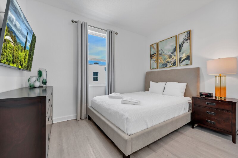 Building Photo - 649 Trikomo Dr