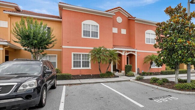 Building Photo - 8975 Majesty Palm Rd
