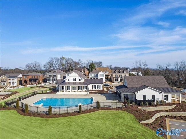 Building Photo - 119 Bienville St