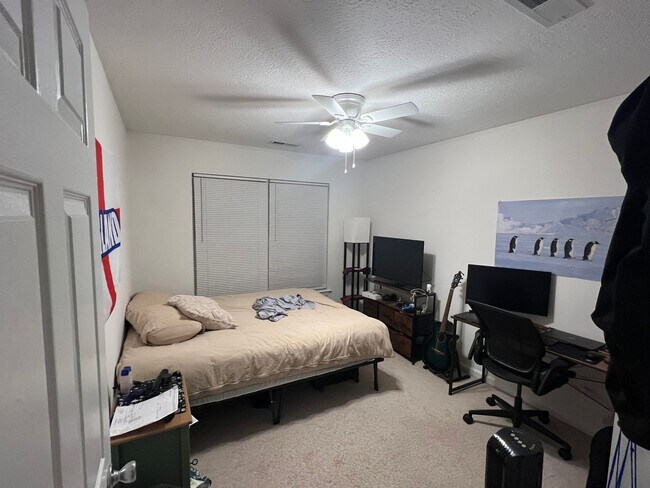 Building Photo - Available for the 2026-2027 lease term.