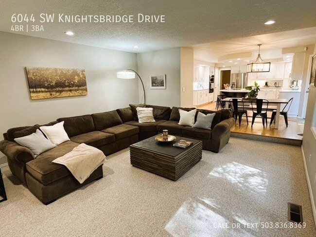 Building Photo - 6044 SW Knightsbridge Dr