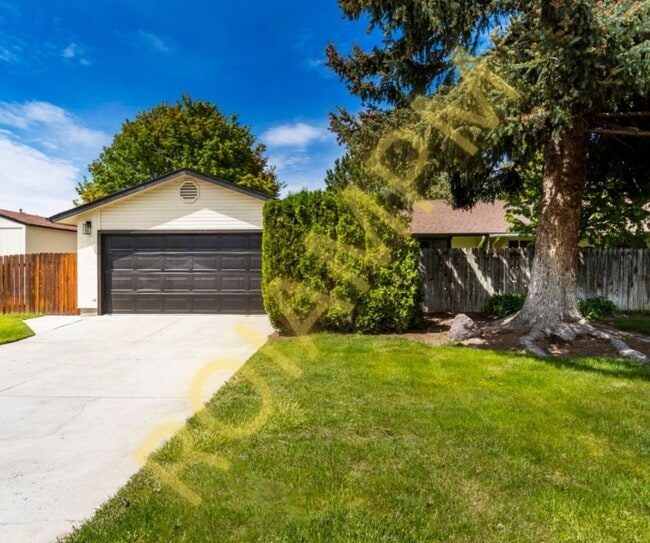 Primary Photo - Charming 3-Bed 2-Bath House in Twin Falls