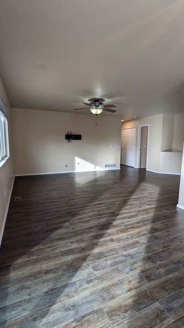 Building Photo - SPRINGS RANCH 3 BEDROOM/2 BATHROOM RANCH WITH FENCED YARD AND 2 CAR GARAGE!