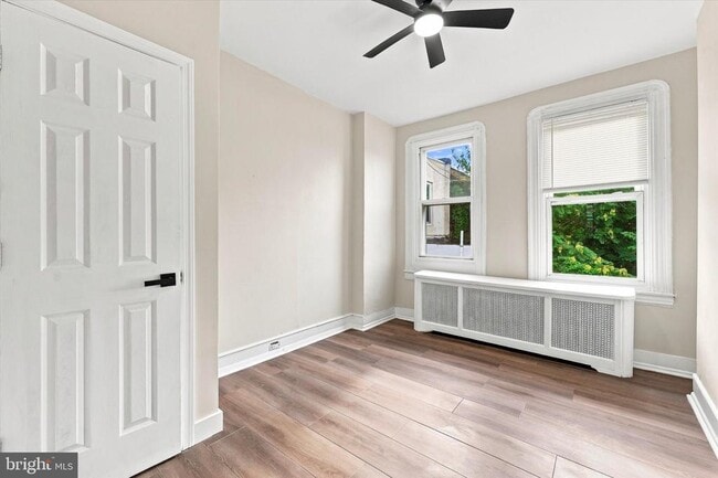 Building Photo - 1711 N Wilton St