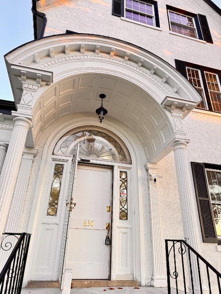 Building Photo - 630 Jefferson Ave