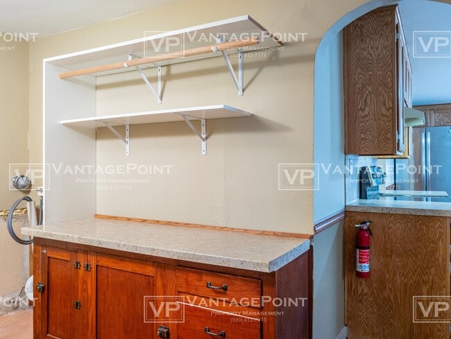 Building Photo - 3058 Bay Settlement Rd