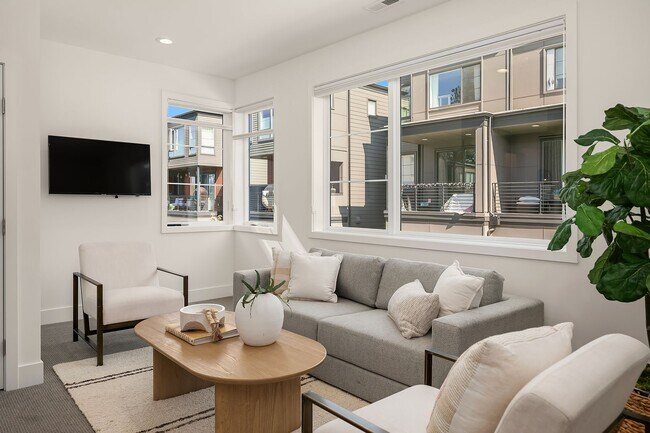 Building Photo - 4bd/3.25 Kirkland Home