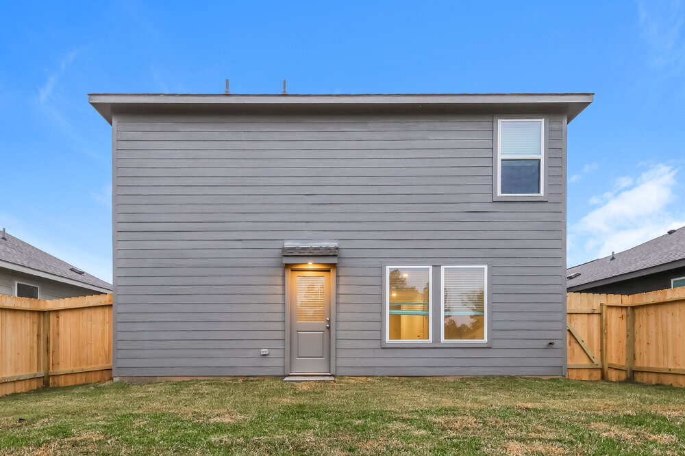 Building Photo - 15254 Abella Dr