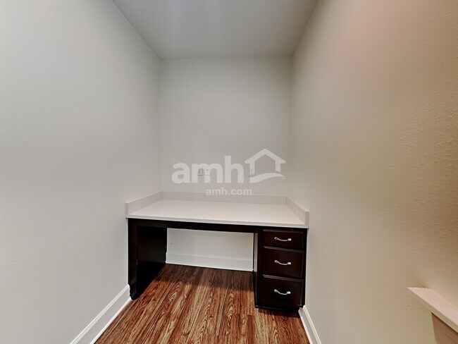 Building Photo - 12271 Sapp Rd