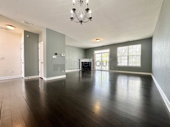 Building Photo - 4452 Leamore Square Rd