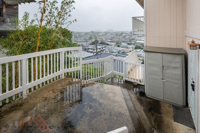 Building Photo - 1904 Naio St