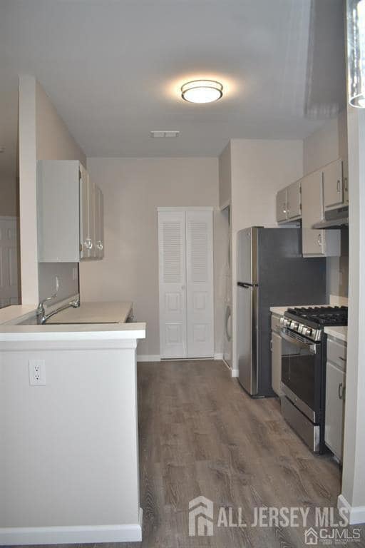 Building Photo - 3181 Cypress Ct