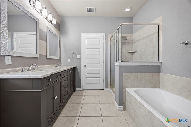 Building Photo - 133 Spanish Foal Trail