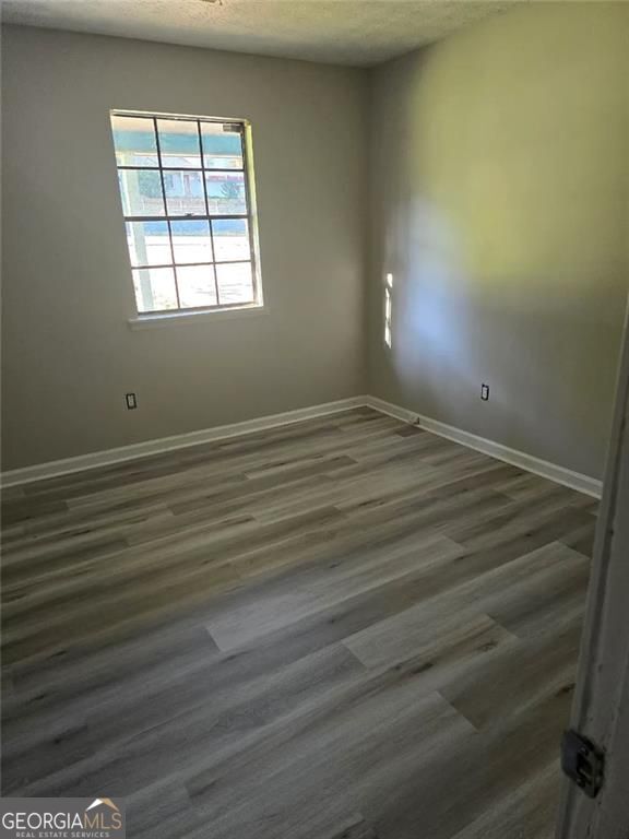 Building Photo - 5644 Singleton Rd