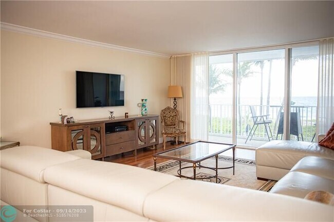 Building Photo - 3000 S Ocean Blvd