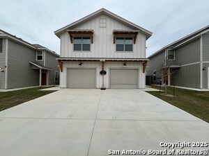 Building Photo - 13862 Enzo Gate