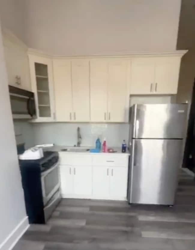 Building Photo - 142 Norwood Ave