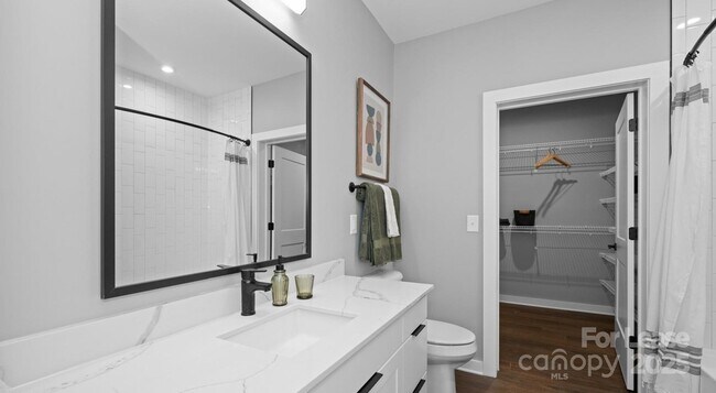 Building Photo - 1711 Commonwealth Ave