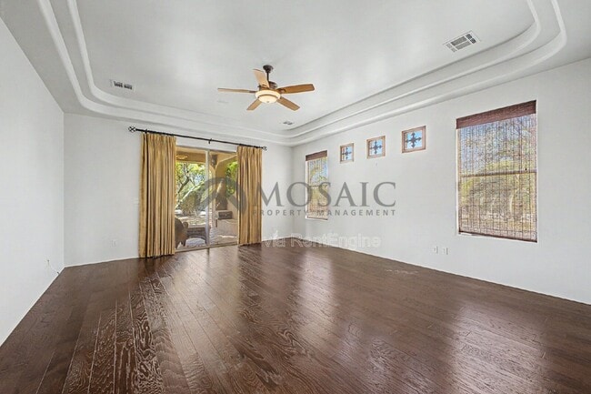 Building Photo - 14006 E Mark Ln