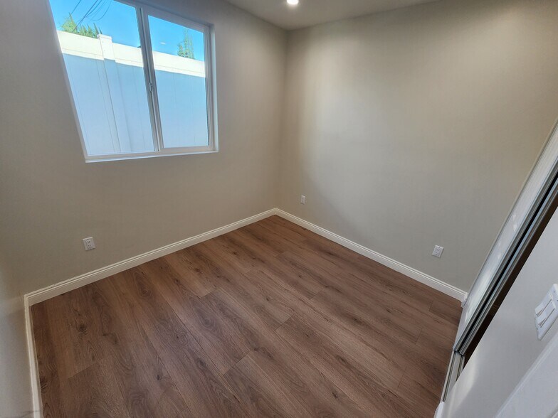 Building Photo - 14810 Covello St