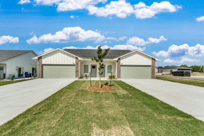 Building Photo - Fox Ridge Marley