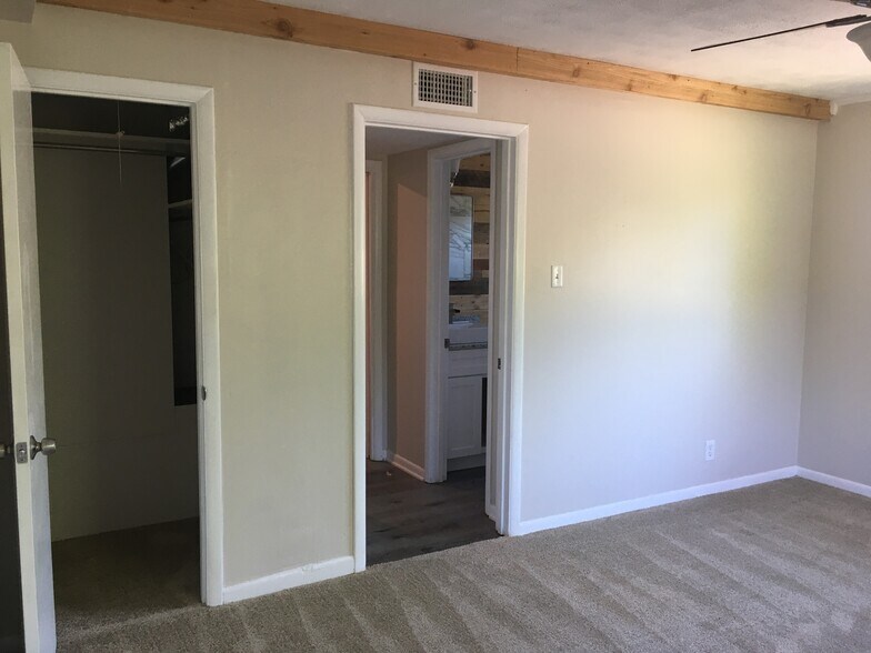 Bedroom 2 - 312 Jagoe St