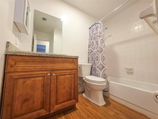 Building Photo - 3187 Coral Ridge Dr