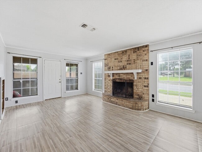 Building Photo - 7419 Lemonwood Ln