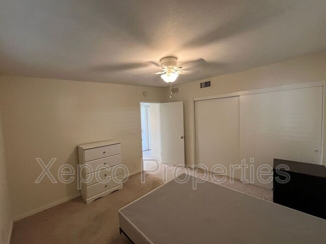 Building Photo - 77495 Cheyenne Dr