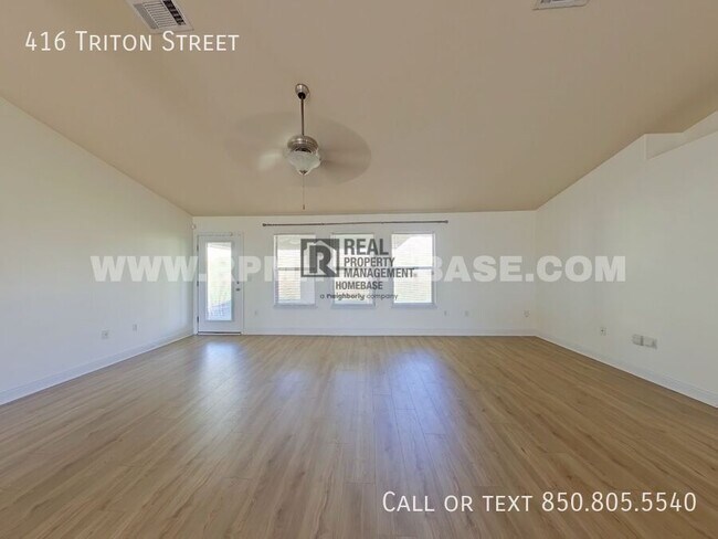 Building Photo - 416 Triton St